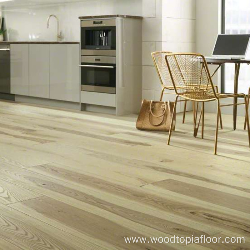 Muti-layer Engineered Ash Wood Flooring